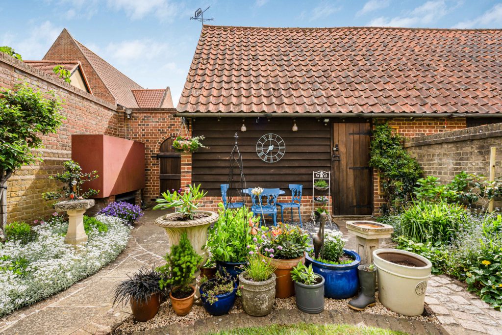 Garden 5.JPG