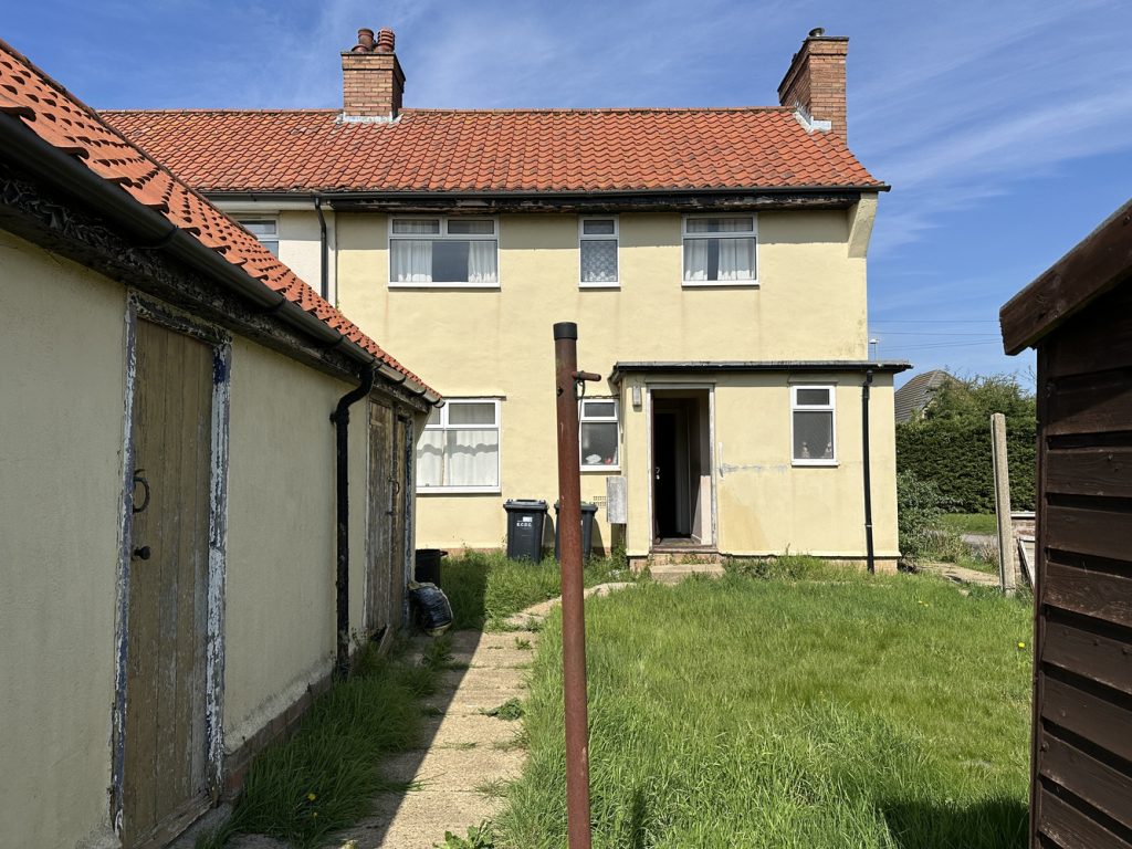 Rear house.JPG