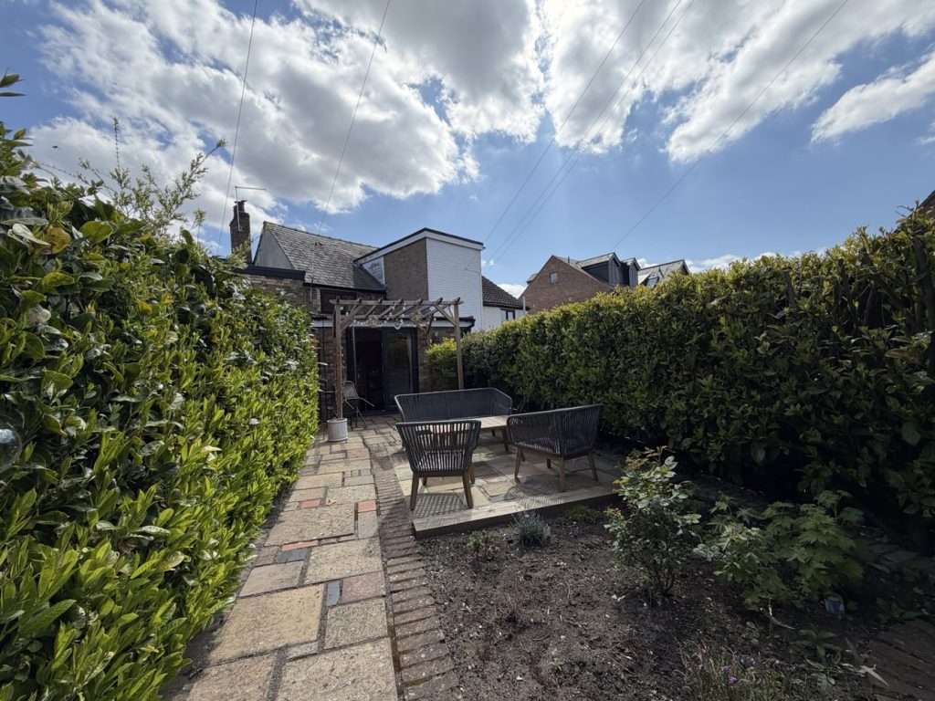 GARDEN3.jpeg