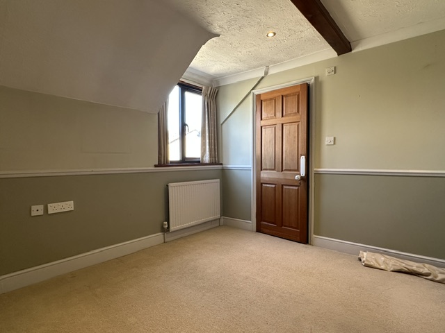 BEDROOM3.jpeg