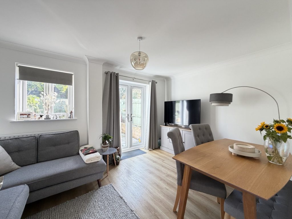 Living room 2