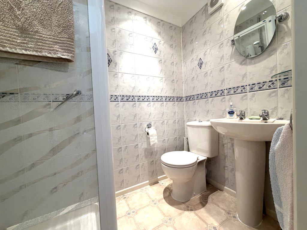 En Suite.JPG