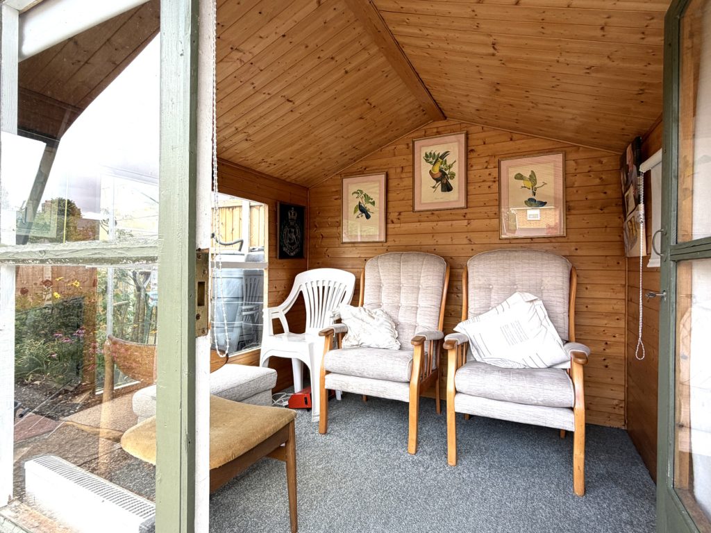Summer house.JPG