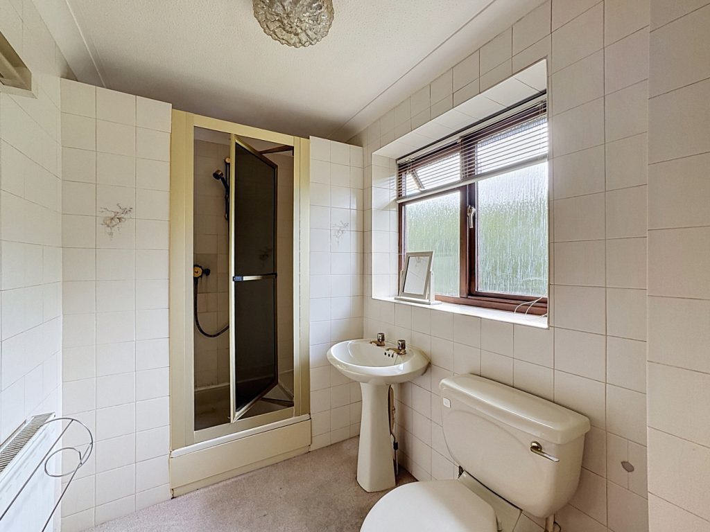 En-suite shower room
