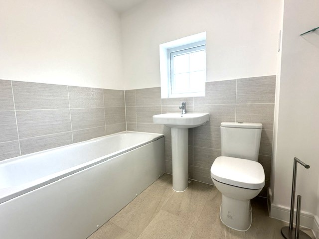 bathroom.jpeg