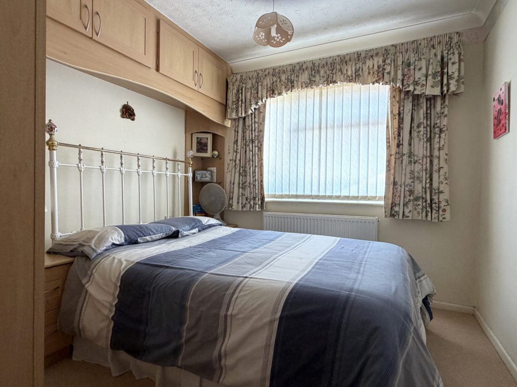 Bed 2.JPG
