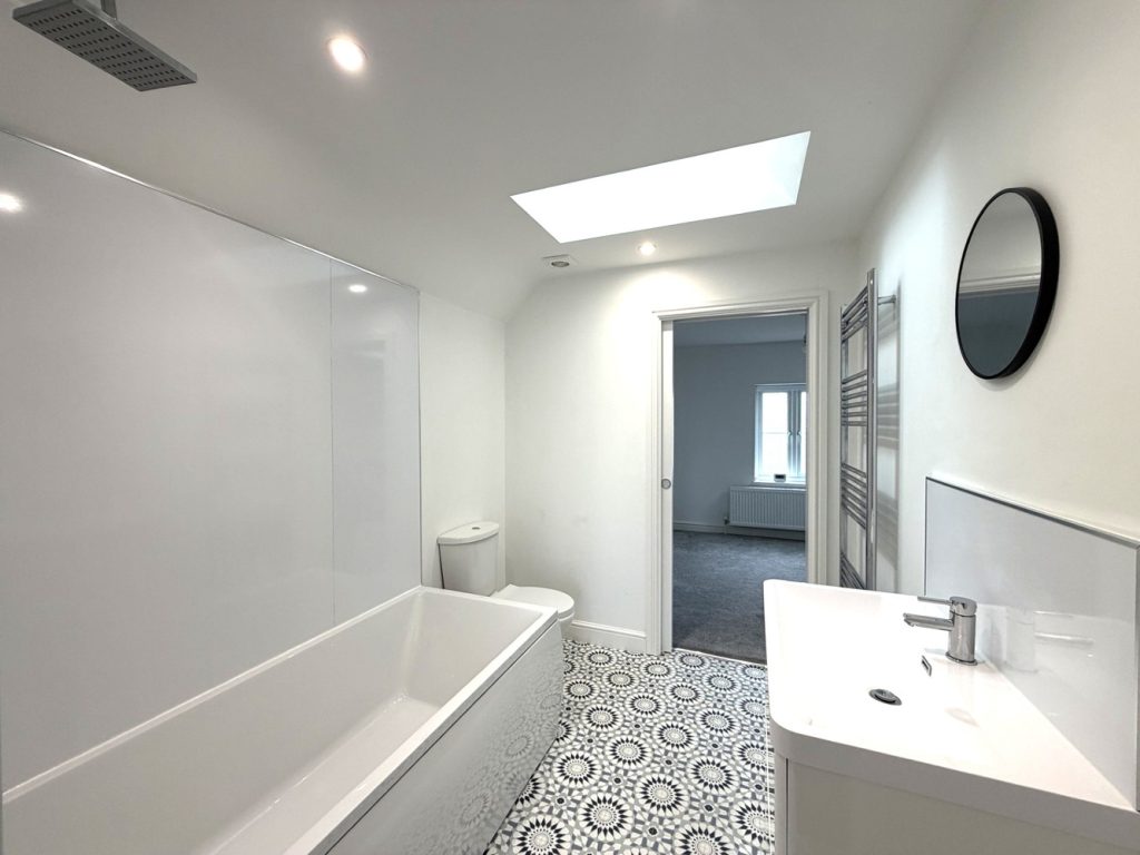 Ensuite