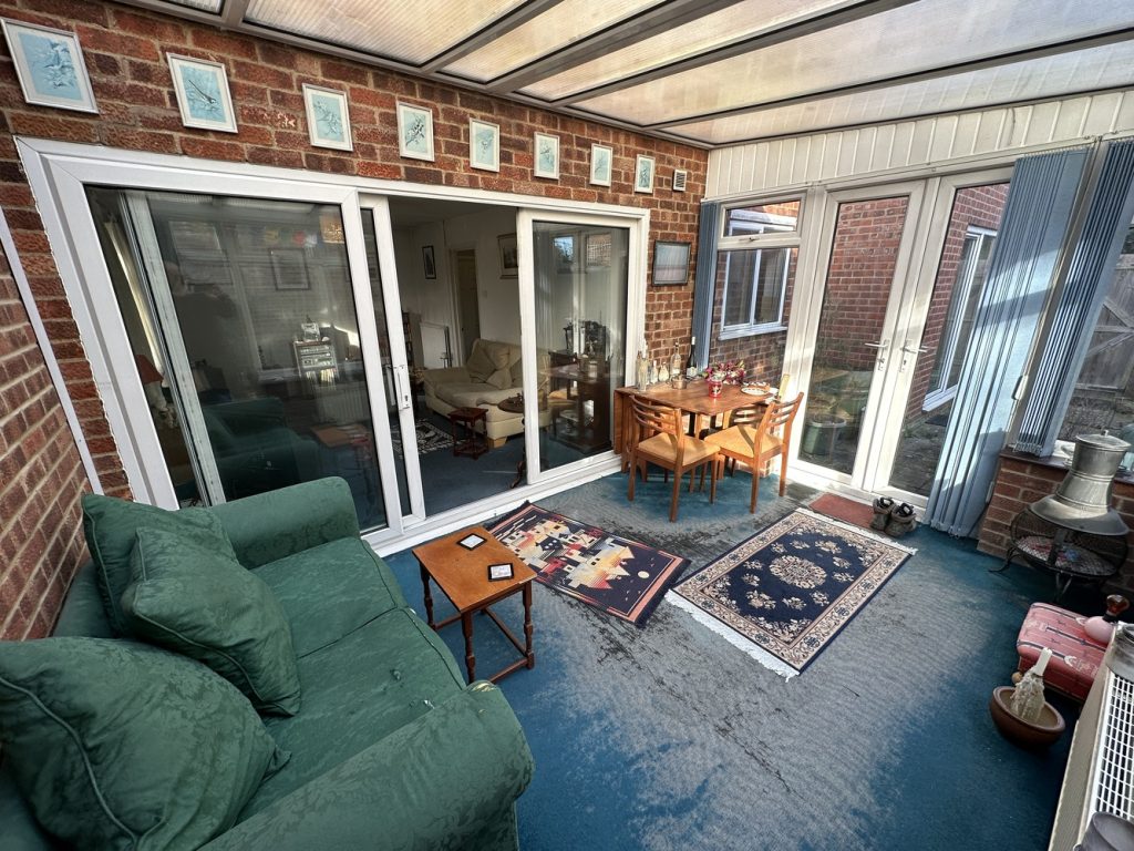listing_459084_0086_81826d35_1500x1000.jpg