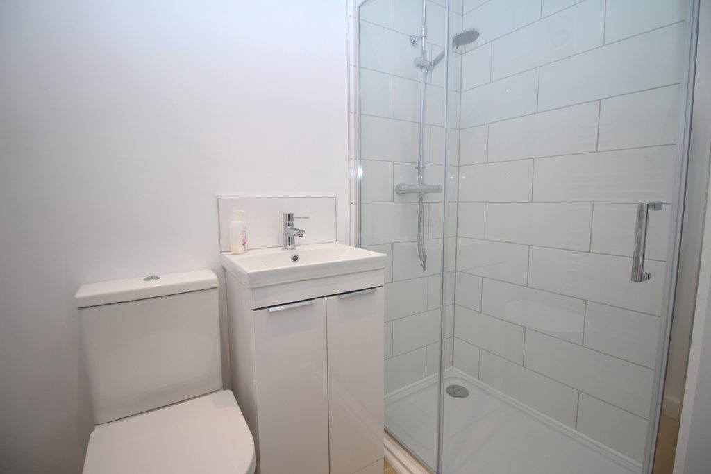 Ensuite shower room