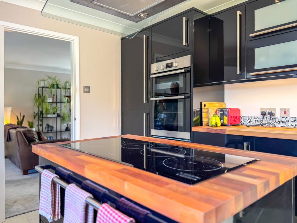 listing_499108_0065_ca3730e7_1500x1000.jpg