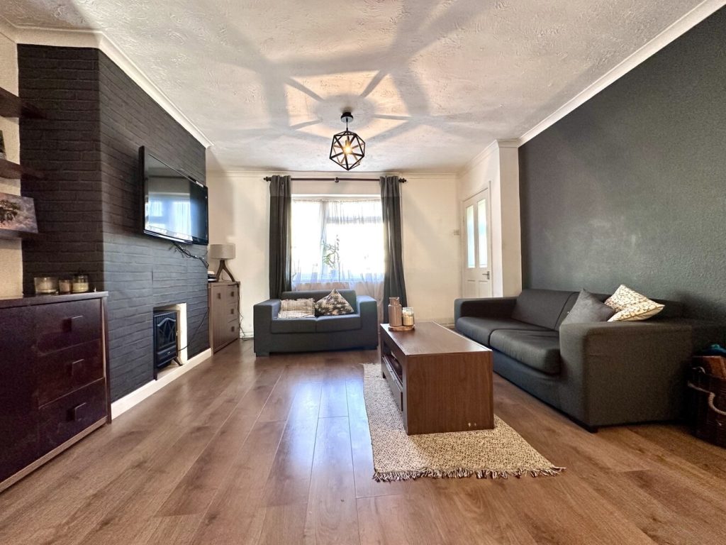 listing_541291_0014_c78965d3_1500x1000.jpg
