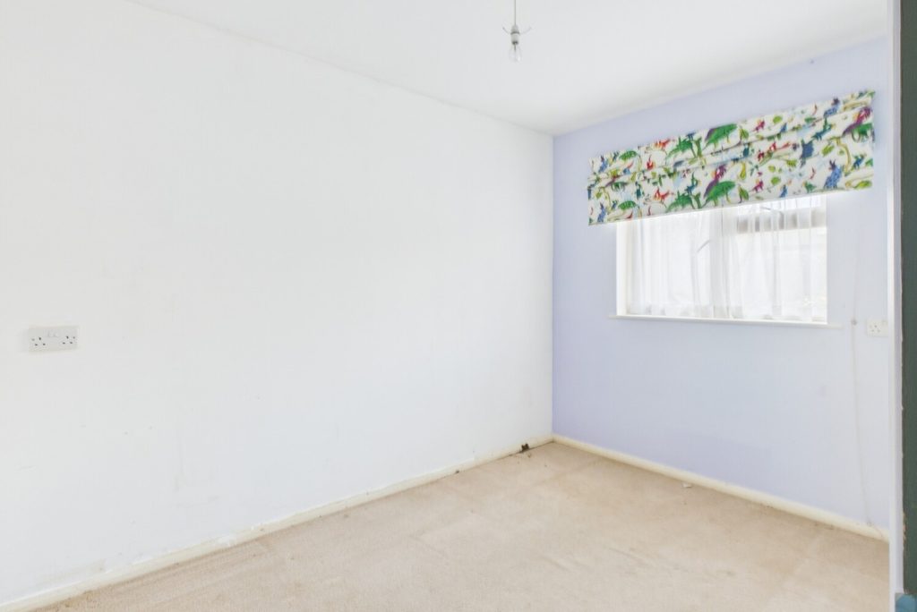 listing_553254_0004_280358bd_1500x1000.jpg