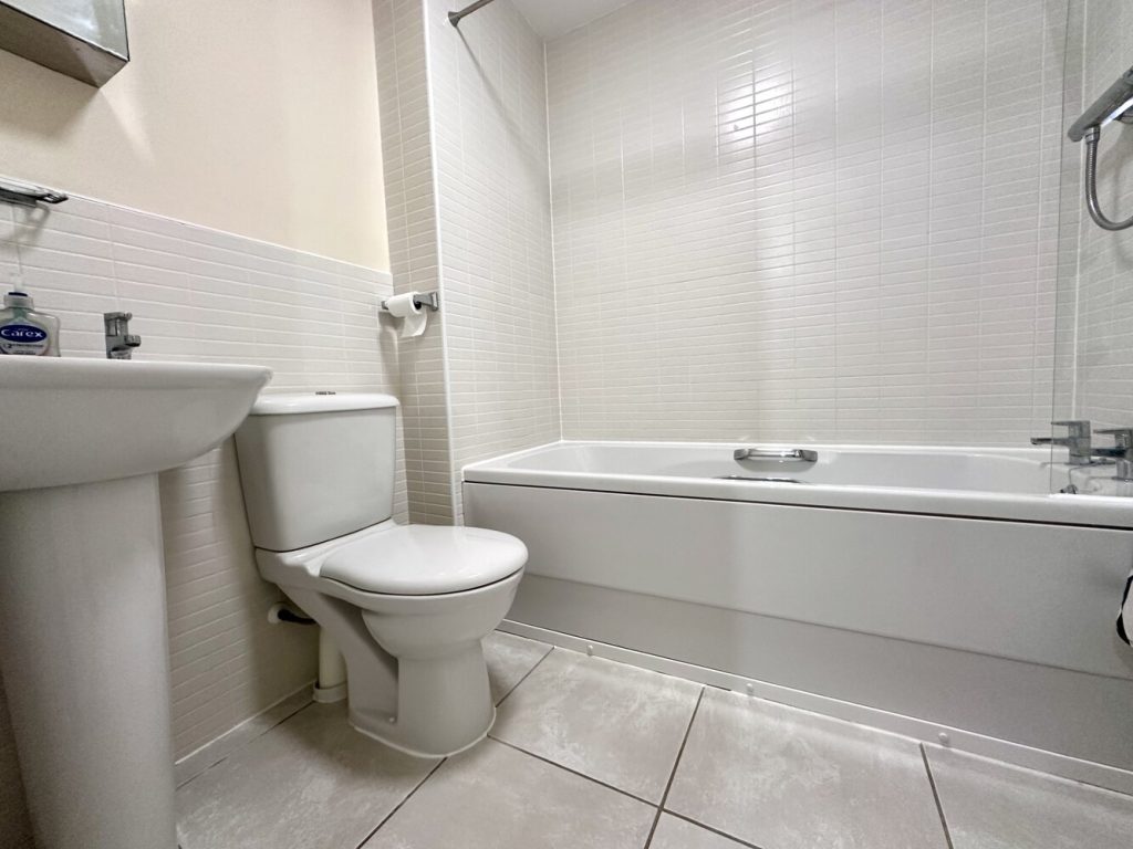 listing_678758_0003_34144648_1500x1000.jpg