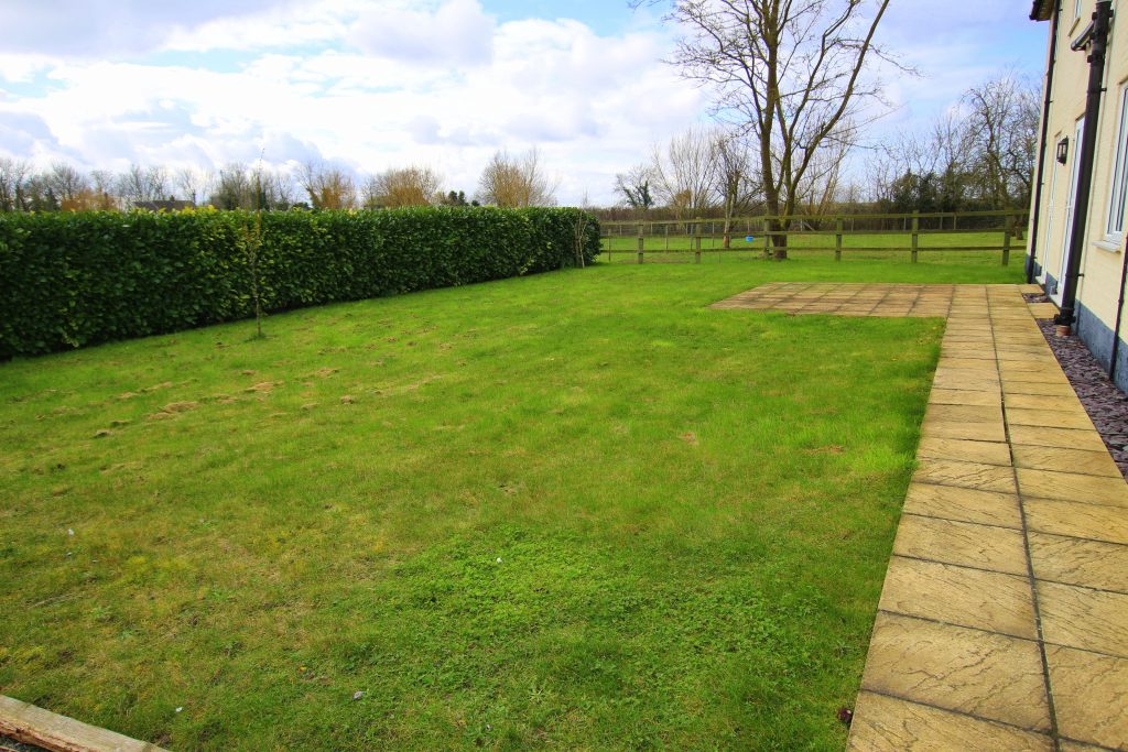 listing_68019_0004_494360e0.jpg