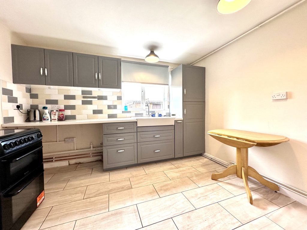 listing_68176_0010_73279bcb_1500x1000.jpg