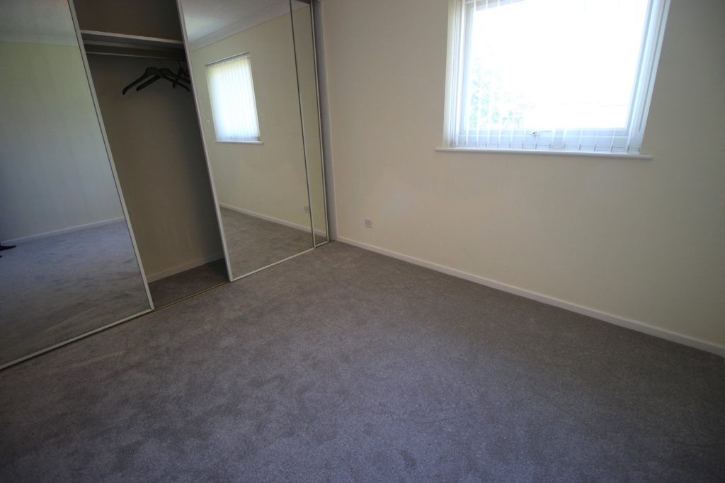 listing_68391_0009_895b9ea7.jpg