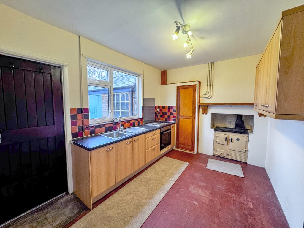 listing_68915_0015_95905aae_1500x1000.jpg
