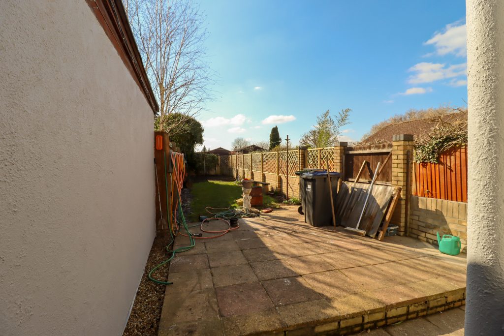 listing_69150_0010_3eb8a117_1500x1000.jpg