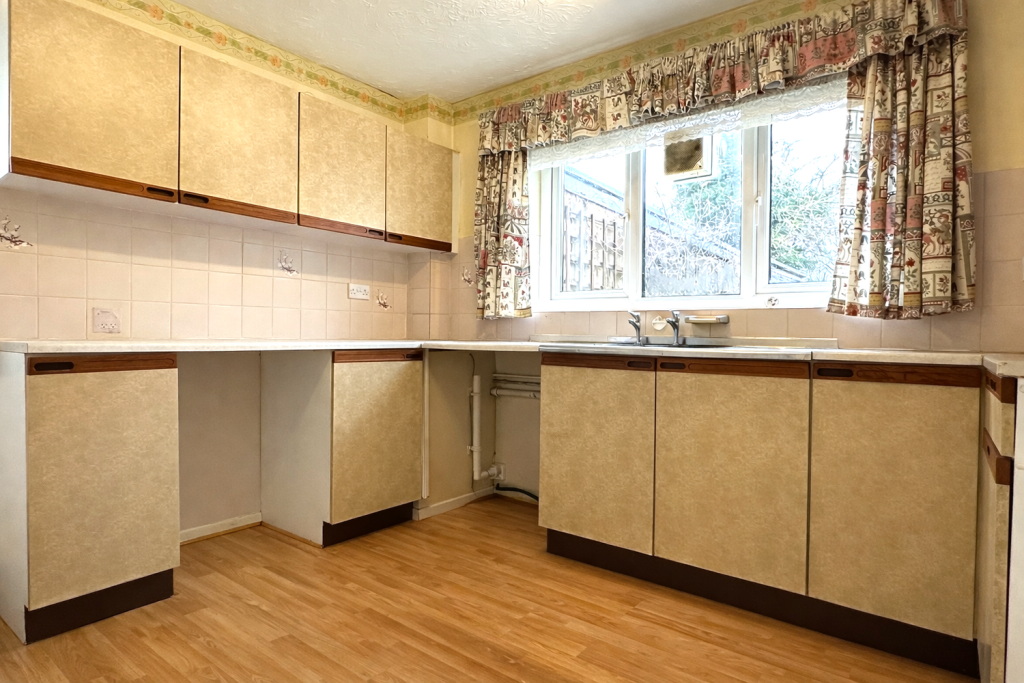 listing_711803_0037_38d5ae82_1500x1000.png