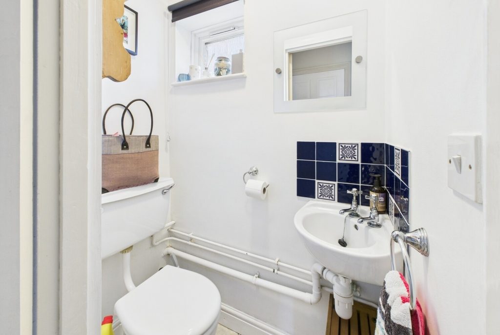 listing_717031_0001_93eb2c4c_1500x1000.jpg