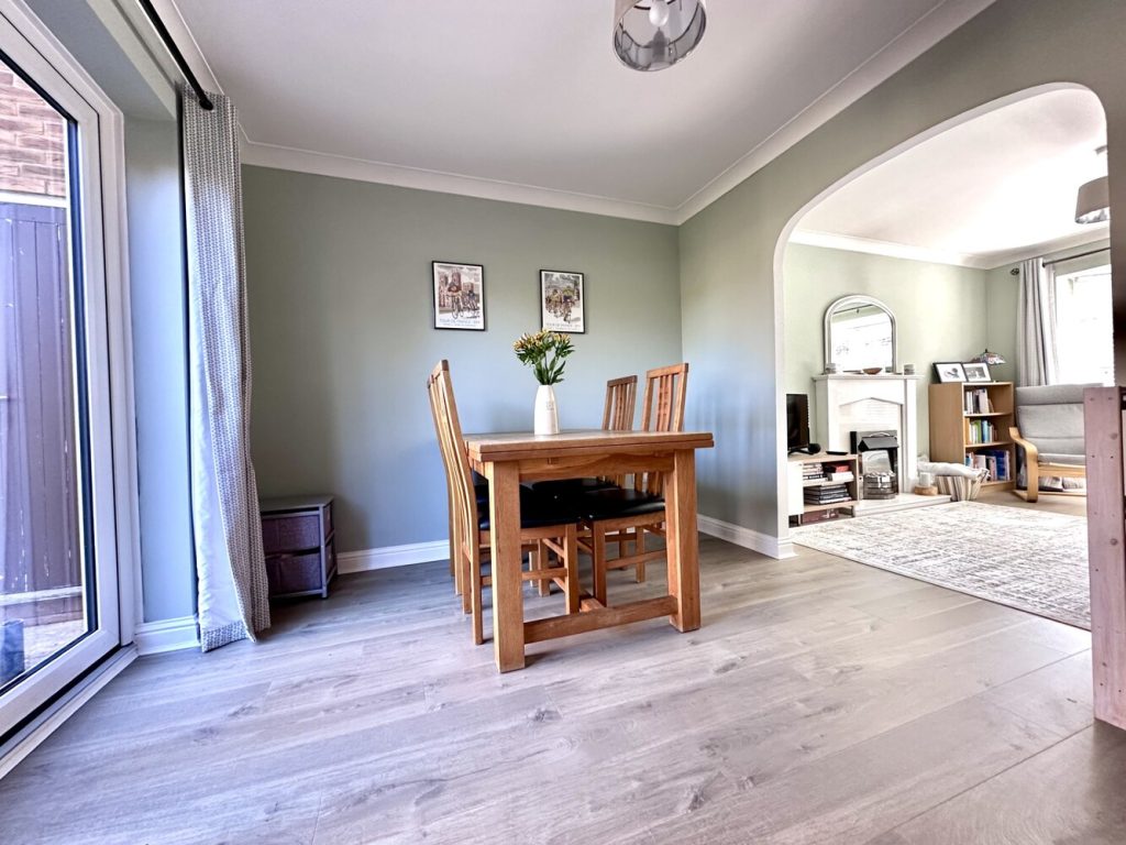 listing_720972_0005_7ca3c03e_1500x1000.jpg