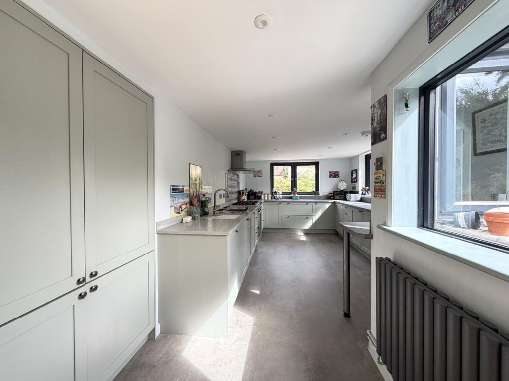 Kitchen 3