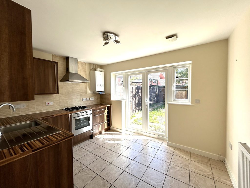 listing_76889_0017_8bbe4c94_1500x1000.jpg