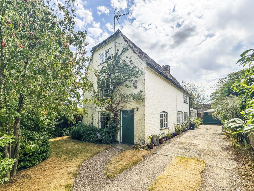 Rose Cottage, High Street, Brinkley