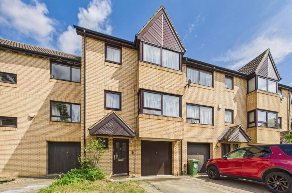 St. Christophers Avenue, Cambridge
