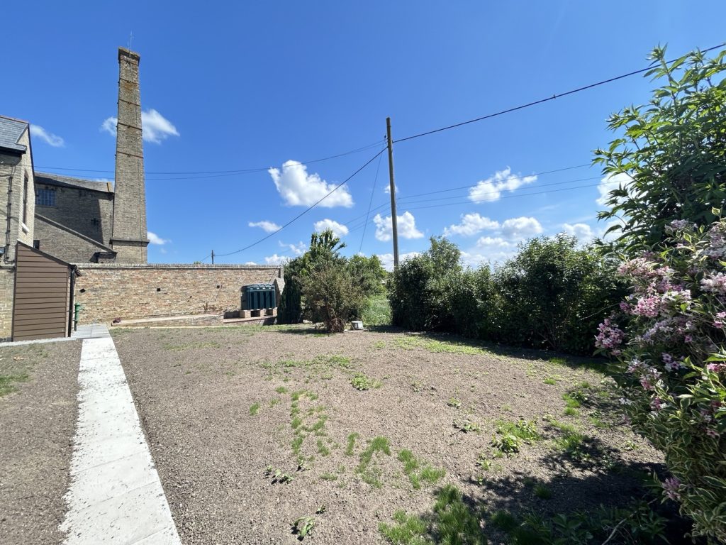 listing_822396_0014_a23e549d_1500x1000.jpg
