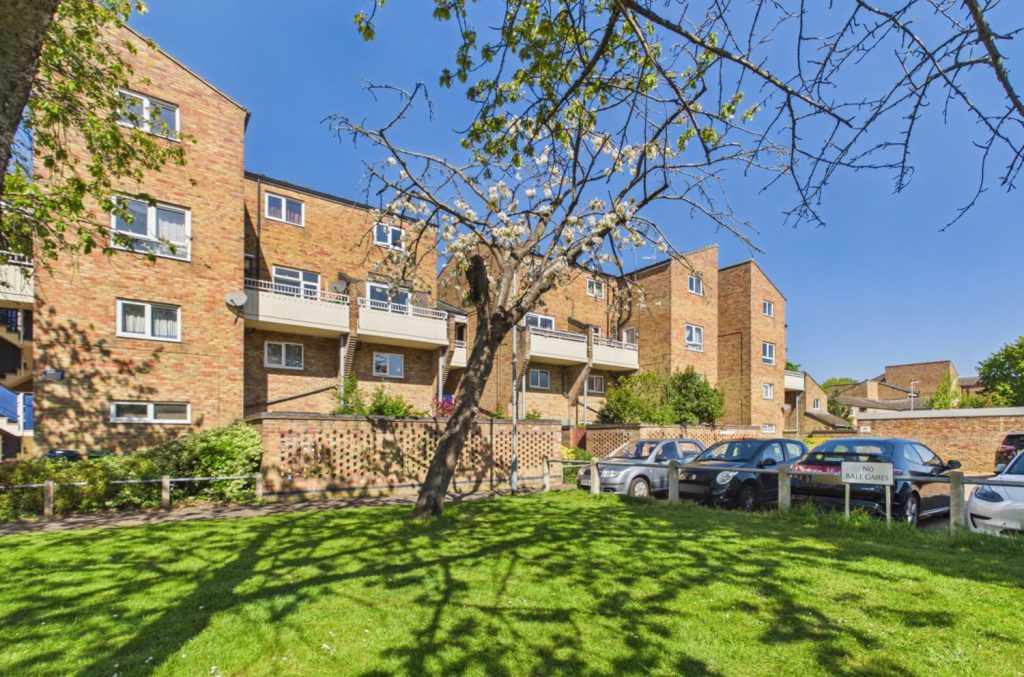 Woburn Close, Cambridge