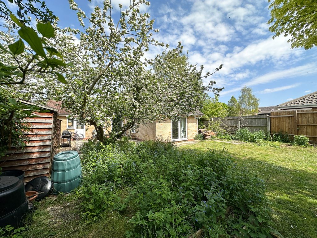 listing_828171_0067_85089dd3_1500x1000.jpg