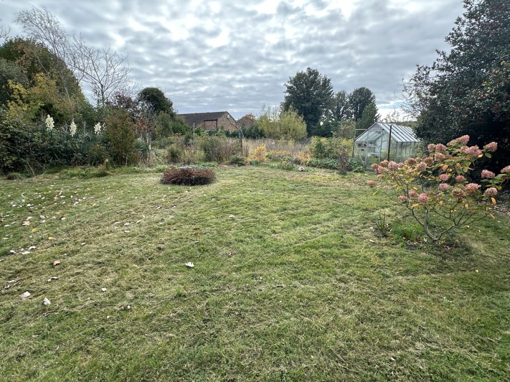 listing_829883_0027_0b01e362_1500x1000.jpg