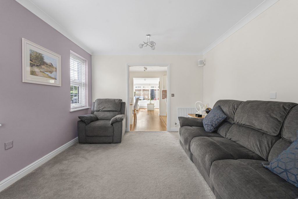 listing_830506_0004_224e81c3_1500x1000.jpg
