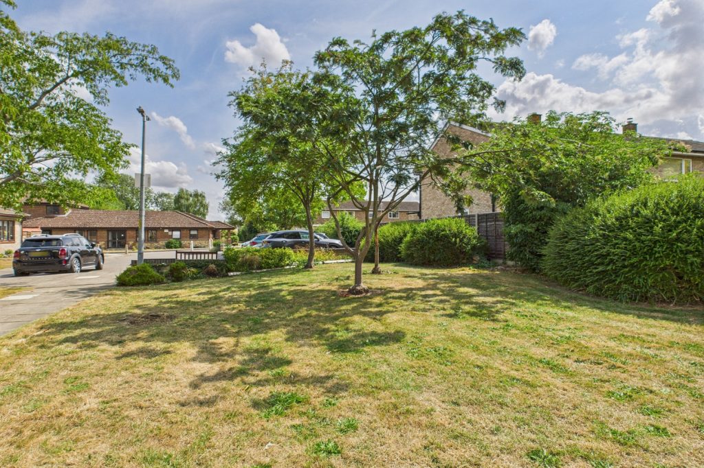 listing_834112_0009_eb5cb841_1500x1000.jpg