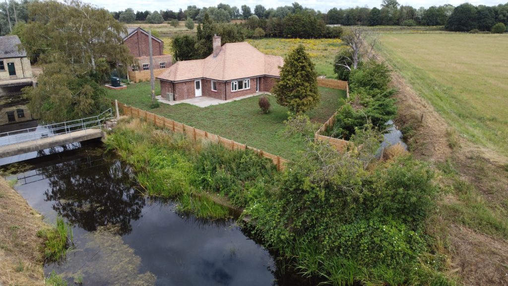 listing_840593_0017_8746e277_1500x1000.jpg