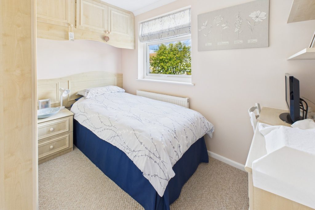 listing_850067_0009_e5c88ef8_1500x1000.jpg