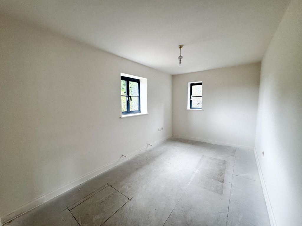 listing_858110_0023_f58d0da8_1500x1000.jpg