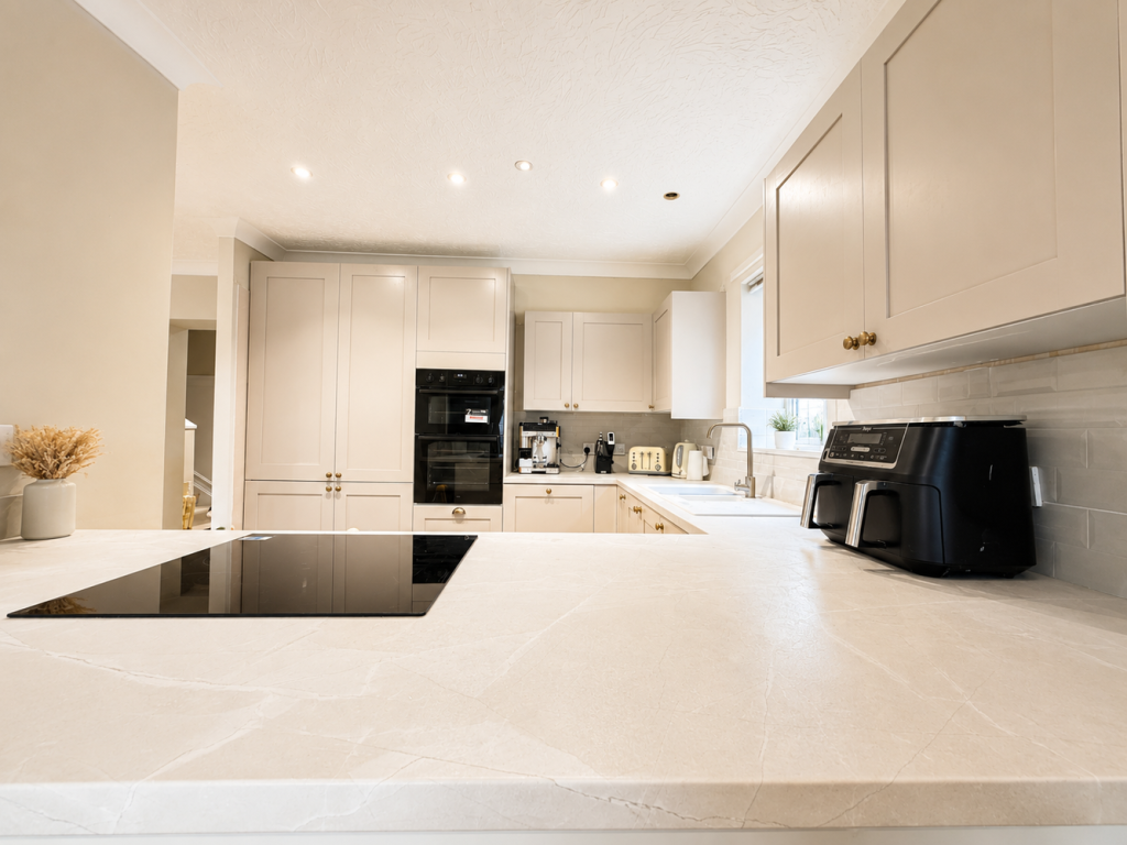 New Close Kitchen