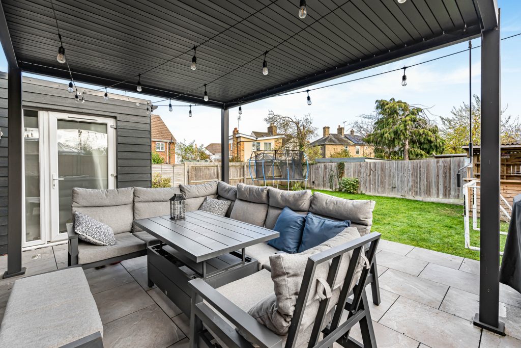 listing_868736_0017_b6a5bd08_1500x1000.jpg