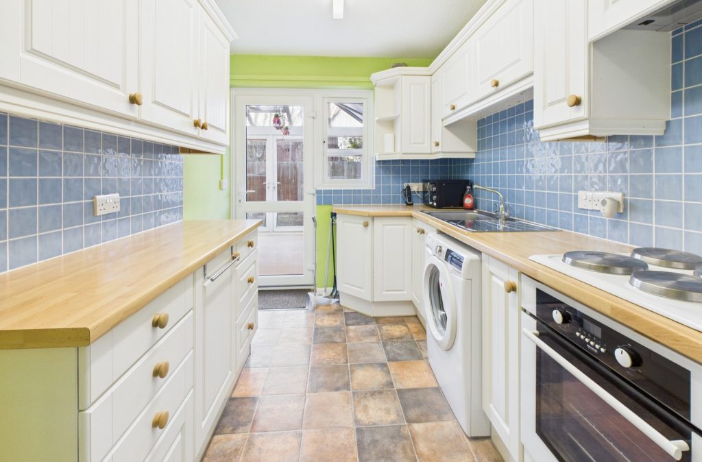 listing_882569_0010_bd4f4ab7_1500x1000.jpg