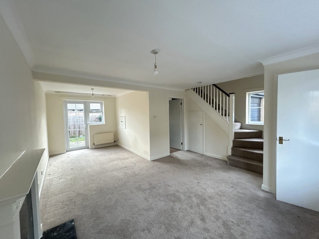 listing_883286_0011_dc2e9ac3_1500x1000.jpg