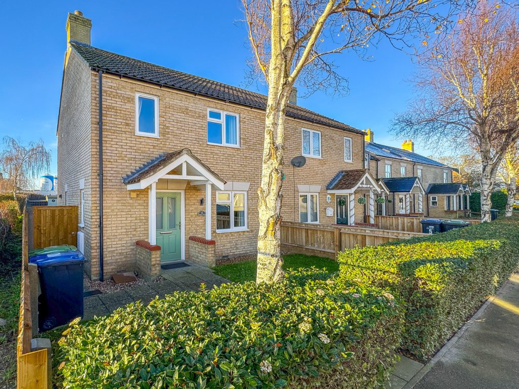 Peyton Place, Station Road, Isleham, Cambridgeshire