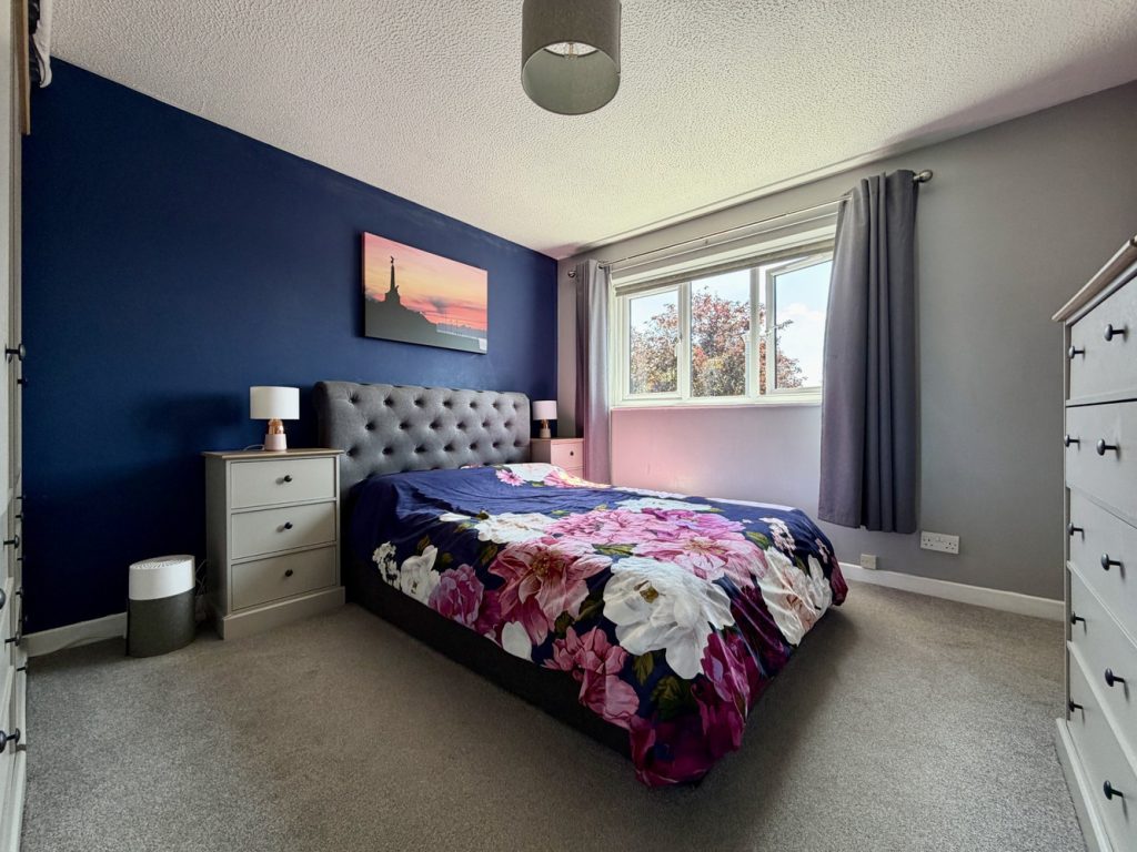 listing_886116_0001_31c8f669_1500x1000.jpg