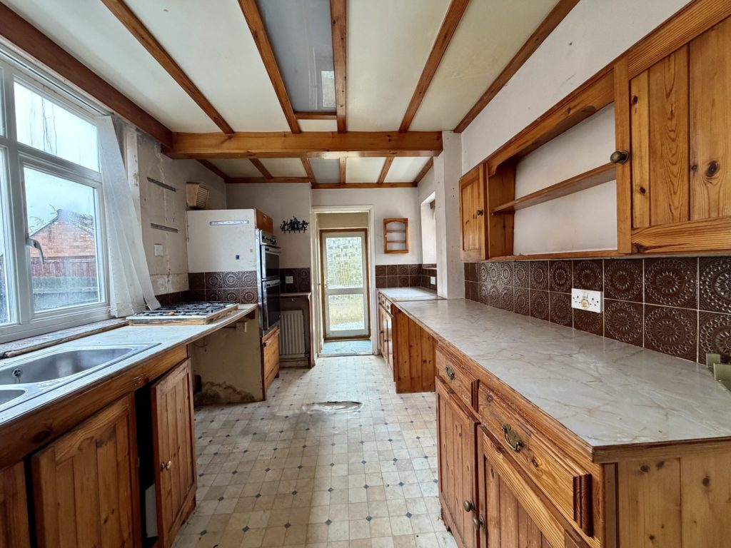 listing_932883_0019_72db342f_1500x1000.jpg