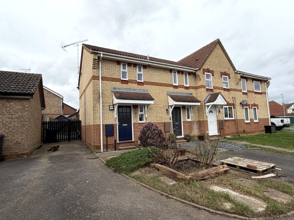 16 Spencer Croft, Ely
