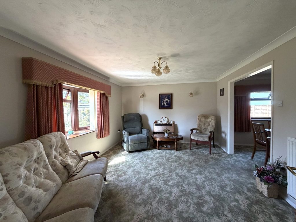 listing_964376_0011_22bc4bd7_1500x1000.jpg