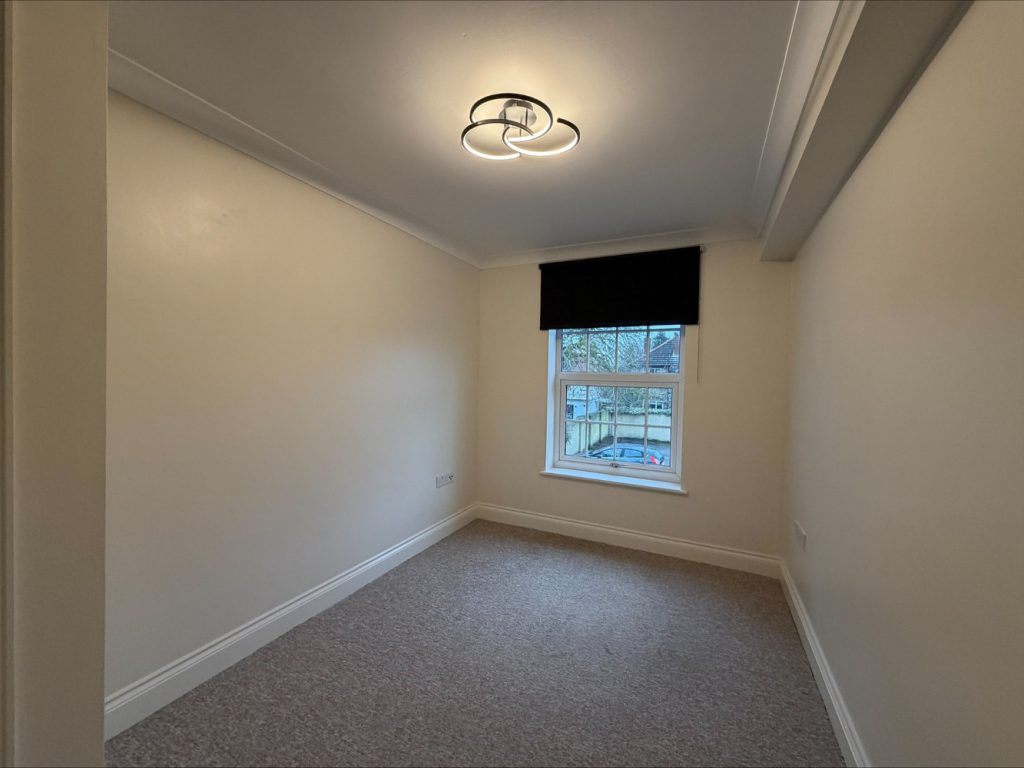 listing_969405_0006_ba6bd477_1500x1000.jpg