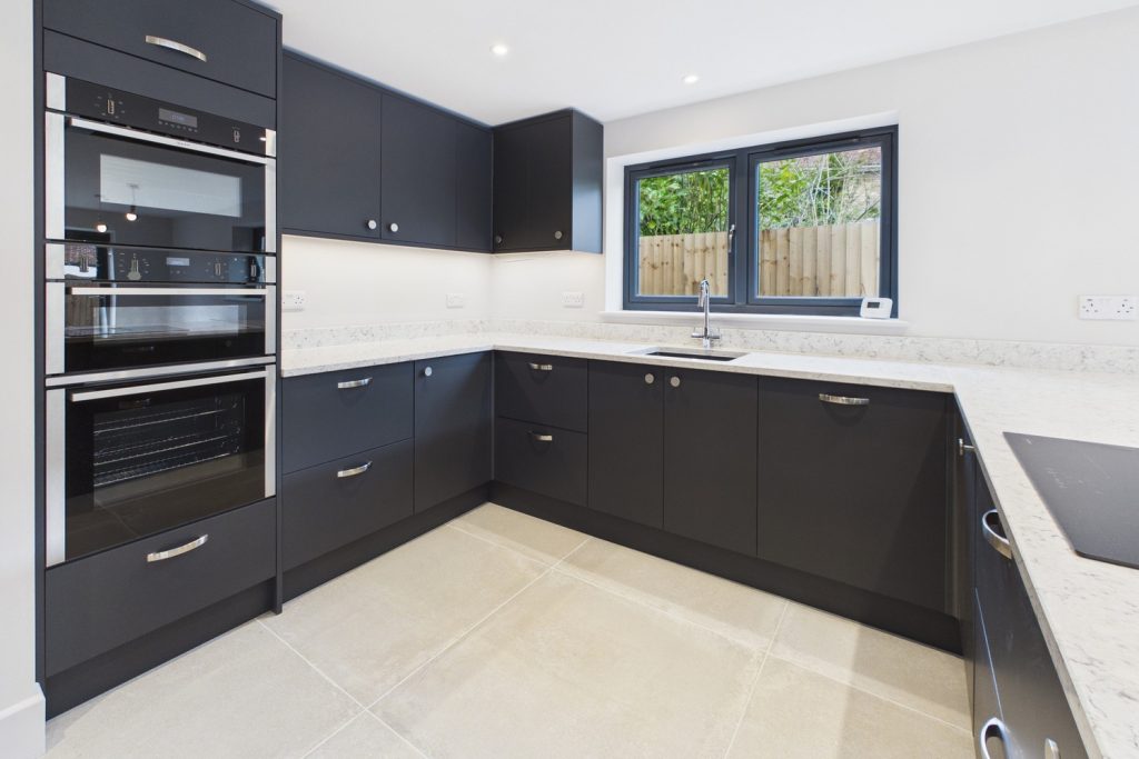 listing_979665_0027_e67e35bd_1500x1000.jpg