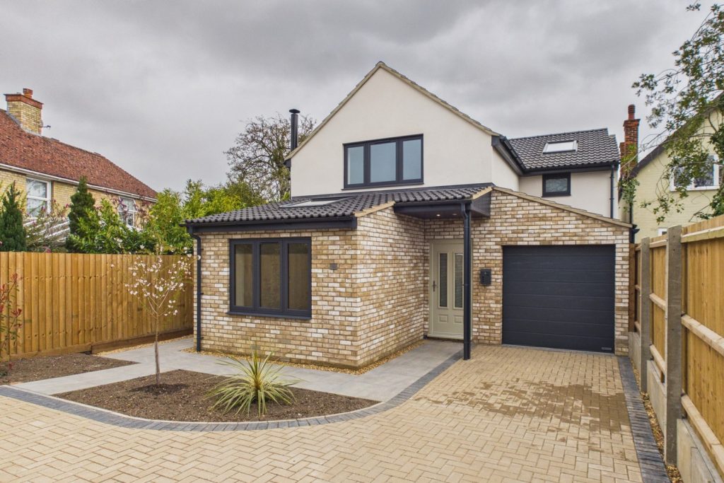Cambridge Road, Girton
